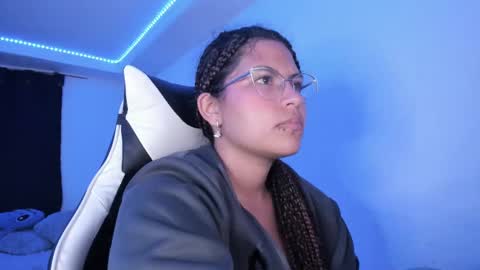  Lady  online show from 02-13-25, 03:07