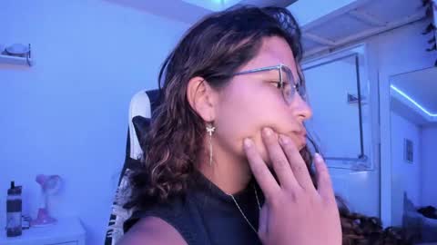  Lady  online show from 06-06-26, 02:16