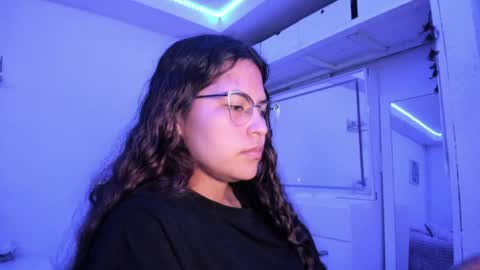  Lady  online show from 07-04-26, 03:45