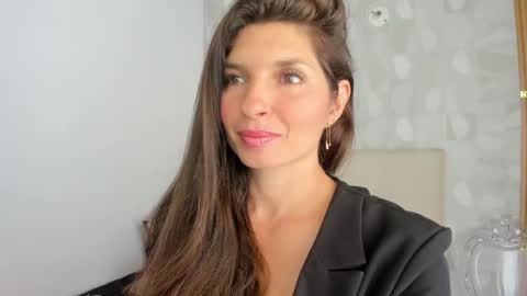  Danna................. online show from 11-09-25, 03:10