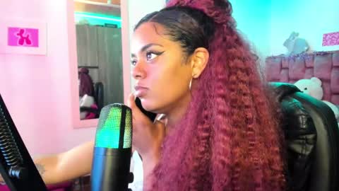 leidy daniela online show from 12-17-24, 08:21