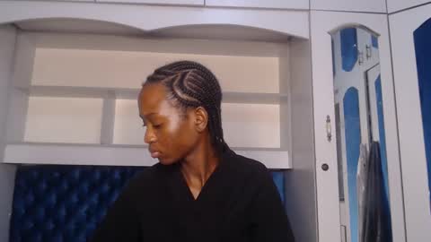 Snapshot of ladydiva69 chatting on 02-28-25, 01:05 ladydiva69 online show from 02-28-25, 01:05