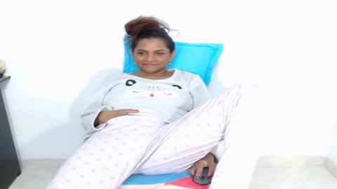 lady online show from 02-03-26, 03:04