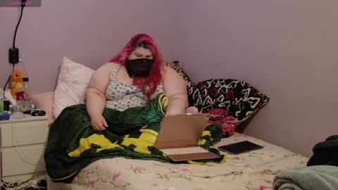 ladykitsunebig online show from 06-06-26, 09:19