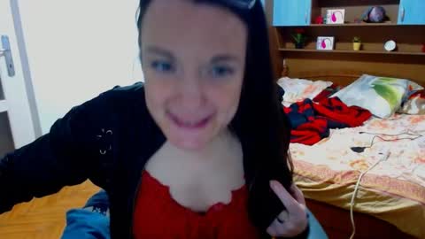 LadyLHoty online show from 06-15-26, 06:32