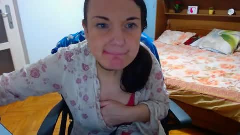 LadyLHoty online show from 06-23-26, 06:50