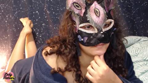 Snapshot of ladymeteor chatting on 09-18-25, 06:54 Lady Meteor online show from 09-18-25, 06:54