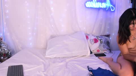 Snapshot of laena_arryn chatting on 12-05-24, 11:51 Laena Arryn online show from 12-05-24, 11:51