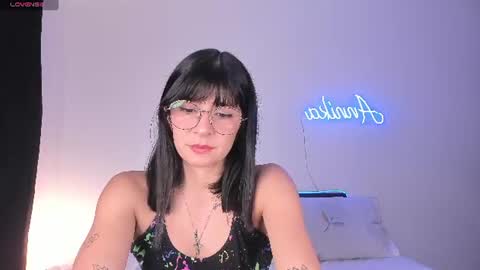 Snapshot of laena_arryn chatting on 06-20-26, 08:44 Laena Arryn online show from 06-20-26, 08:44