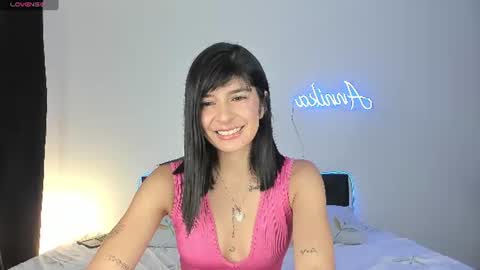Snapshot of laena_arryn chatting on 07-20-26, 08:11 Laena Arryn online show from 07-20-26, 08:11
