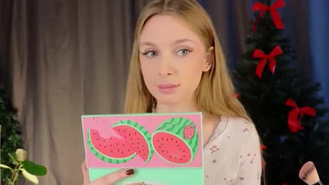 Snapshot of lafeti chatting on 12-04-25, 06:23 Lilia online show from 12-04-25, 06:23