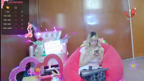 Skinnygirl online show from 04-04-26, 12:20