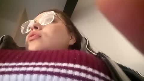 laia_hadid online show from 10-10-25, 10:31