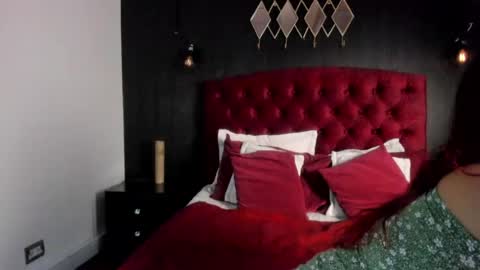 Laia  online show from 07-17-26, 11:50