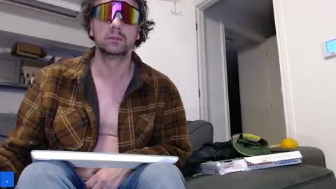 Rick online show from 03-10-25, 07:42