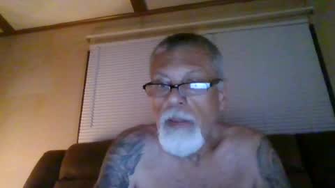 laidbackluxury online show from 06-19-26, 03:44