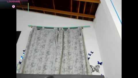 Leila Laly online show from 04-29-26, 03:49