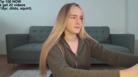 lailatoks - TIP 100 tks  get all my videos 22 VIDEOS SQUIRT PUSSY DILDO online show from 03-01-26, 04:42