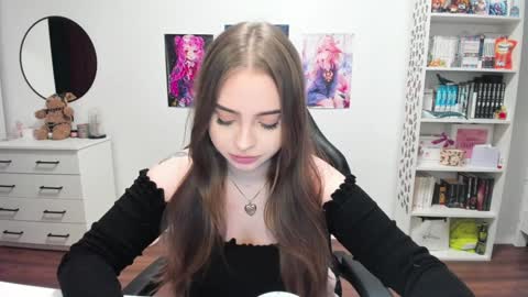 Kira online show from 01-26-25, 11:29