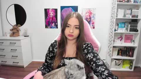 Kira online show from 03-05-25, 11:38