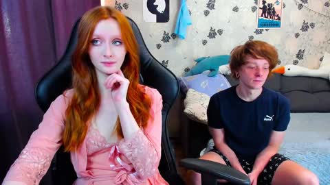 Snapshot of laksmrrr chatting on 01-20-25, 10:29 Lu Alex online show from 01-20-25, 10:29