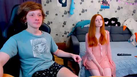 Snapshot of laksmrrr chatting on 02-26-25, 02:25 Lu Alex online show from 02-26-25, 02:25