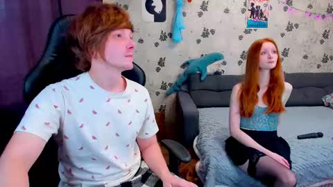 Snapshot of laksmrrr chatting on 03-03-25, 08:38 Lu Alex online show from 03-03-25, 08:38