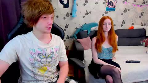 Snapshot of laksmrrr chatting on 03-04-25, 09:07 Lu Alex online show from 03-04-25, 09:07