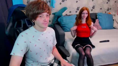 Snapshot of laksmrrr chatting on 11-22-25, 10:14 Lu Alex online show from 11-22-25, 10:14