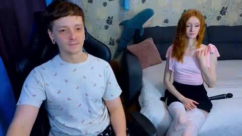 Snapshot of laksmrrr chatting on 01-12-26, 10:20 Lu Alex online show from 01-12-26, 10:20