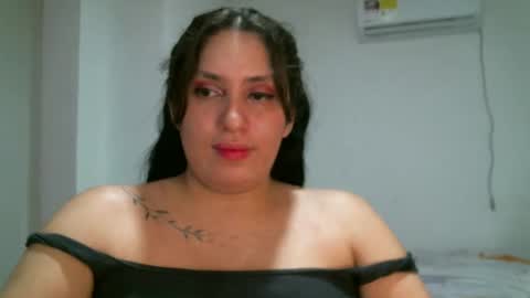 laura gomez online show from 12-02-24, 03:26
