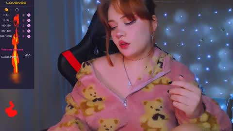 Snapshot of lala_loulou chatting on 02-08-26, 10:02 Nicky online show from 02-08-26, 10:02