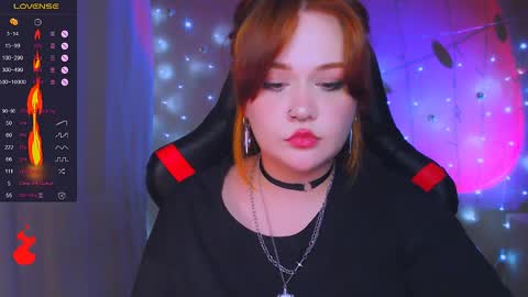 Snapshot of lala_loulou chatting on 04-05-26, 08:28 Nicky online show from 04-05-26, 08:28