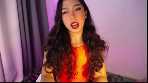 luna  online show from 09-18-25, 12:40