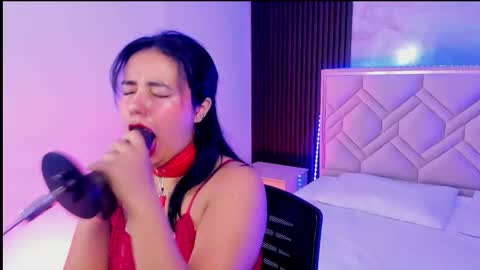 Lala lemoonds online show from 11-30-25, 01:48