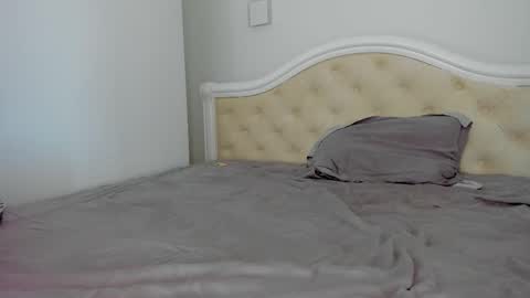 Snapshot of lallie_ chatting on 09-23-25, 03:15 Lallie  online show from 09-23-25, 03:15