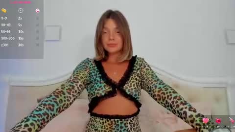 Snapshot of lallie_ chatting on 07-28-26, 03:21 Lallie online show from 07-28-26, 03:21