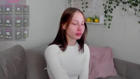 Snapshot of lallycute chatting on 12-21-25, 11:28 Lali online show from 12-21-25, 11:28