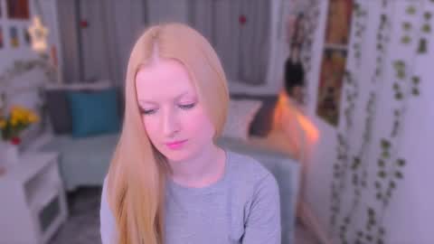 Laly online show from 12-26-24, 10:52