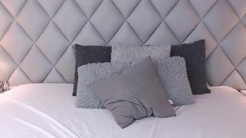 Laly Castro online show from 02-06-25, 08:13