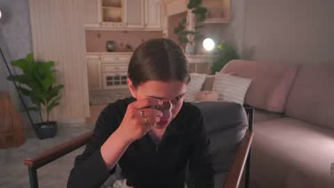 Emily online show from 06-27-26, 03:11