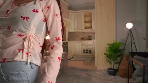 Emily online show from 07-11-26, 03:20