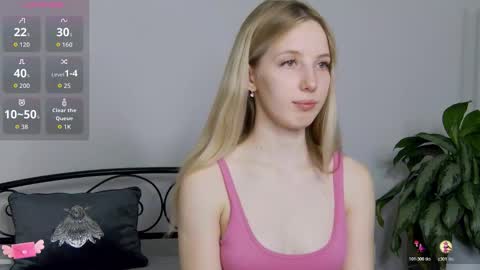 Snapshot of lana__j chatting on 11-23-25, 09:03 Liana online show from 11-23-25, 09:03