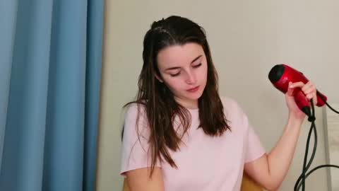 lana_gl online show from 05-20-26, 07:03