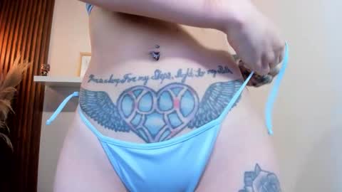 Lana     igauroraaaaaaaaa 1 online show from 11-10-25, 04:22