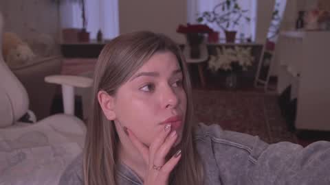 Alana online show from 01-25-25, 11:34