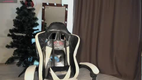 Lana online show from 03-04-25, 08:57