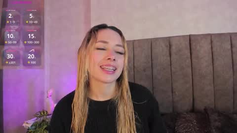 Snapshot of lanaamills chatting on 01-19-26, 05:33 Lana online show from 01-19-26, 05:33