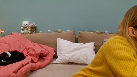 Lana online show from 01-16-26, 04:27