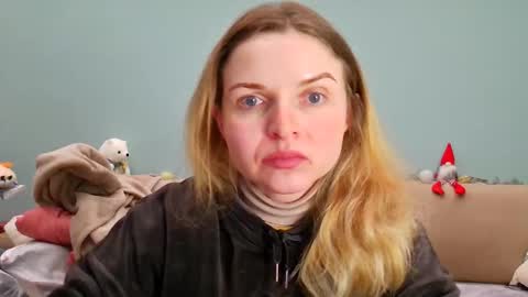 Lana online show from 03-01-26, 06:15